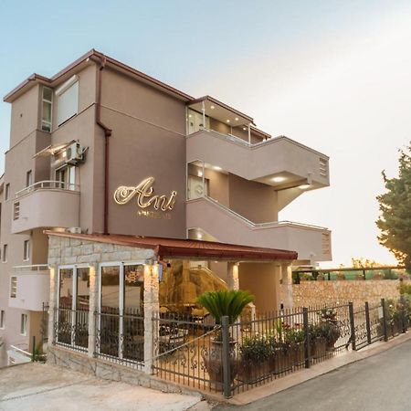Ani Apartmani Добра вода Екстериор снимка
